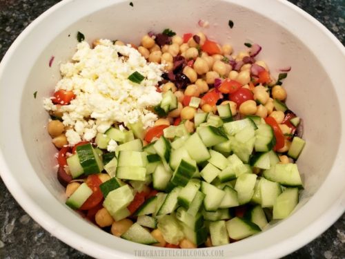 Greek Garbanzo Salad (easy & light) / The Grateful Girl Cooks!