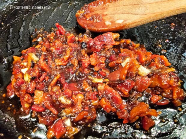 The Bacon Jam For Burgers is cooked on Low heat until thickened.